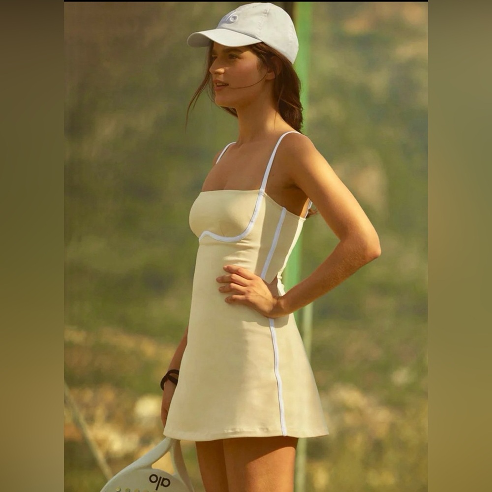 Alo Airbrush Streamlined dress M
